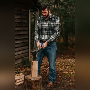 American Eagle Men’s Black & White Plaid Flannel Shirt Size Large Winter Work